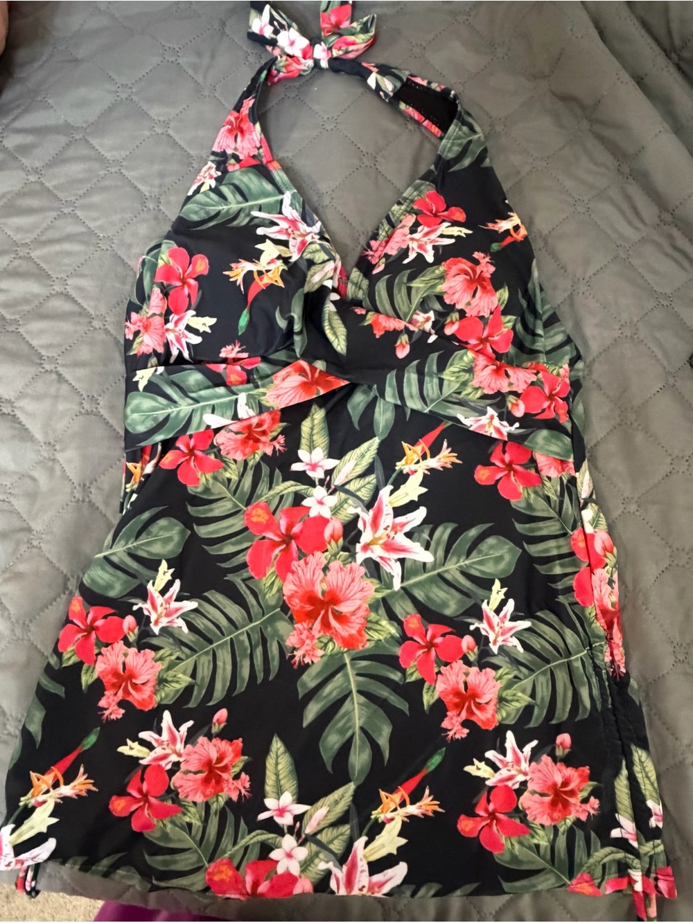 SHEIN Black Tropical Floral Halter tankini brand new never worn